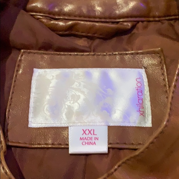 Tan jacket - Picture 2 of 2